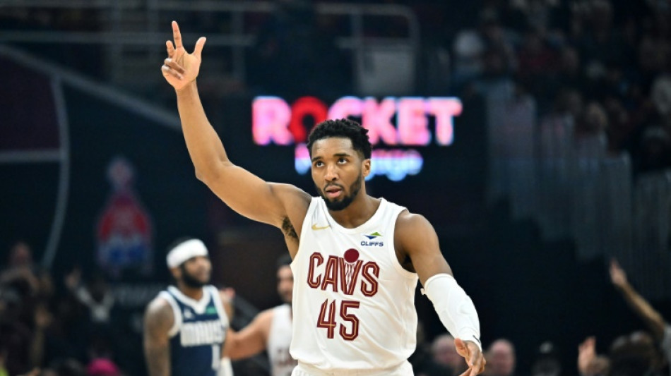 Cavs crush Mavs in aftermath of shock Doncic trade, Celtics rally