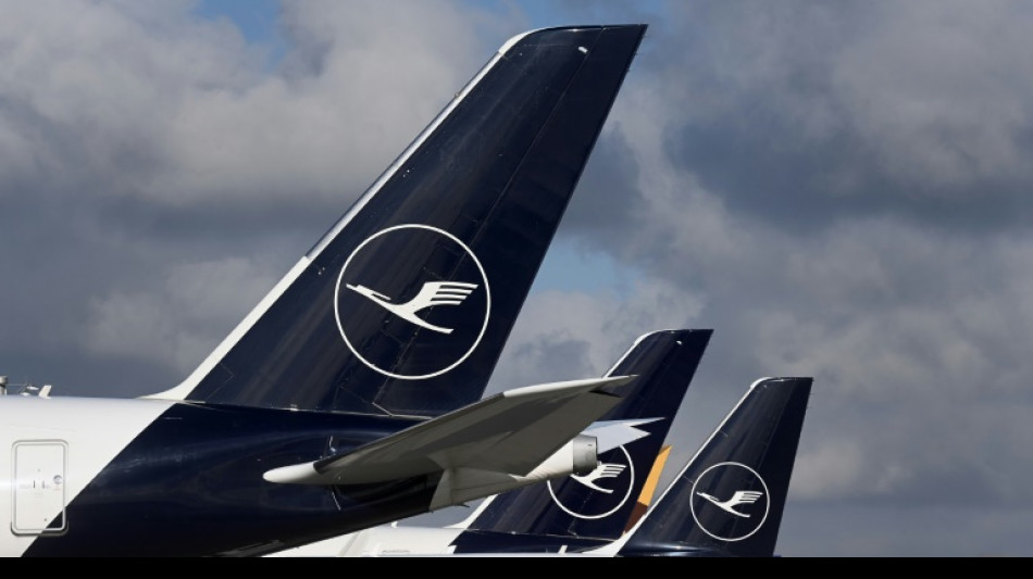 Warnstreik legt Flugbetrieb der Lufthansa lahm