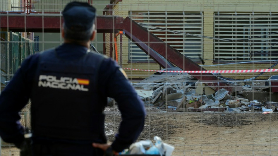 Espagne: un ouvrier meurt dans l'effondrement d'une école fragilisée par les inondations