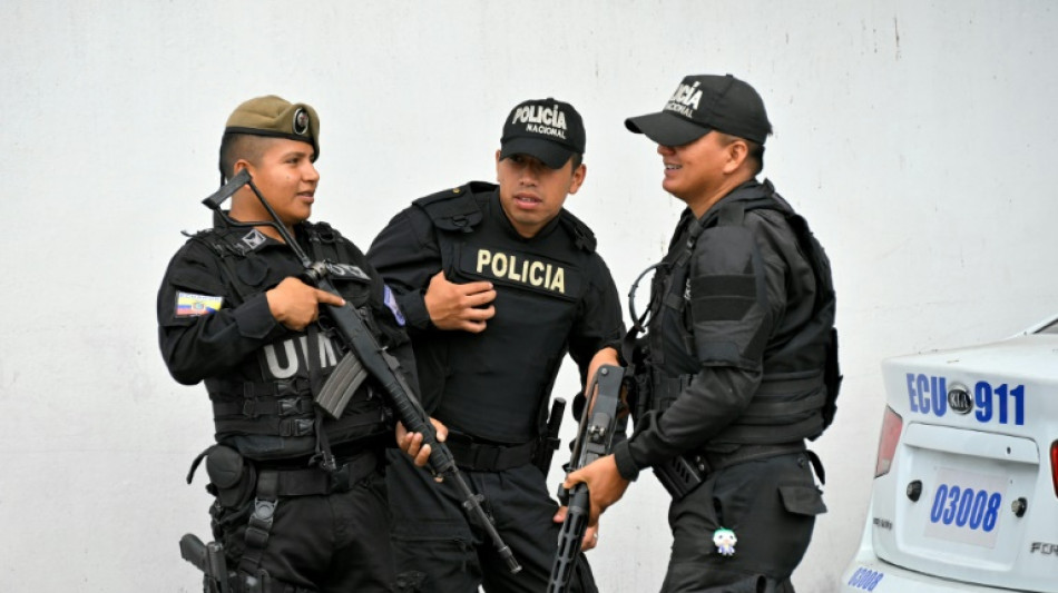 Prefeita é assassinada a tiros no Equador