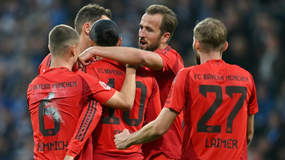 Bayern thump Bochum to retake top spot