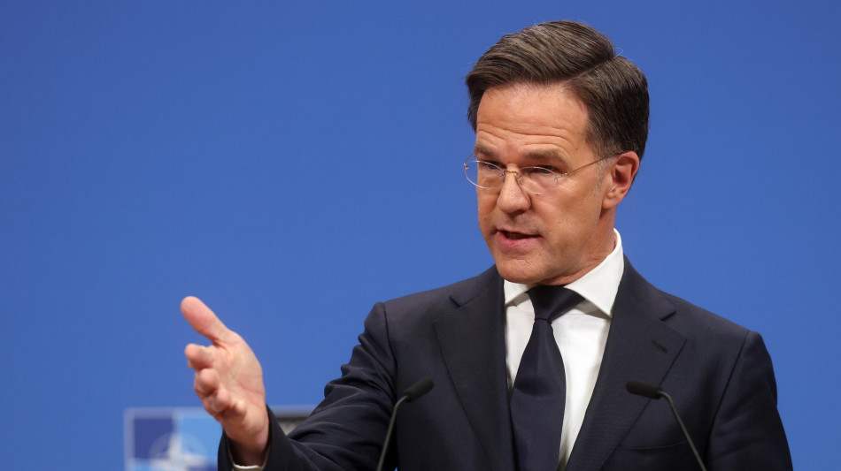 Rutte, 'Kiev deve essere coinvolta nei negoziati di pace'