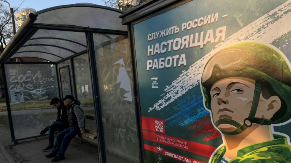 Rússia exalta masculinidade em campanha de recrutamento militar