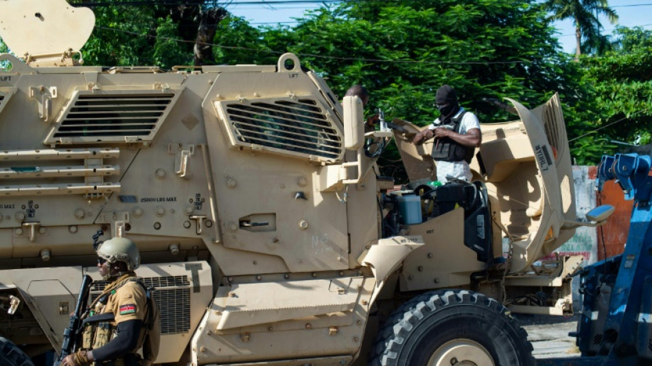 Gangues rivais assinam trégua na maior favela do Haiti