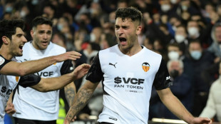 Valencia y Rayo Vallecano alcanzan las semifinales de la Copa del Rey