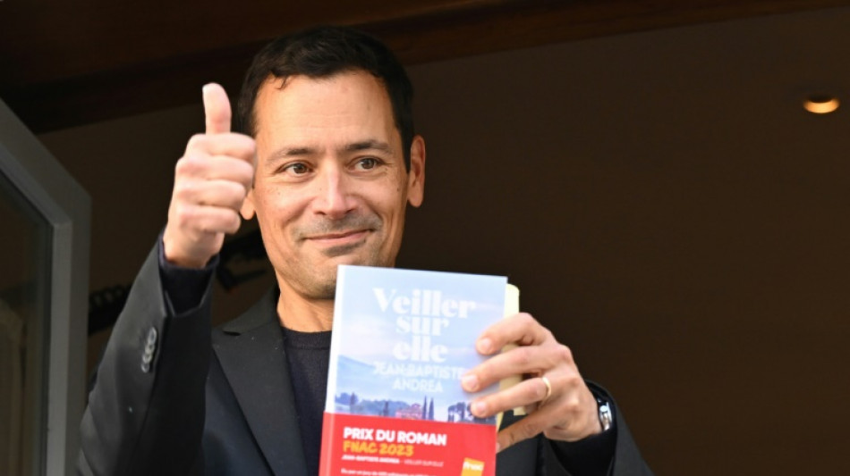 Jean-Baptiste Andrea remporte le prix Goncourt pour "Veiller sur elle"