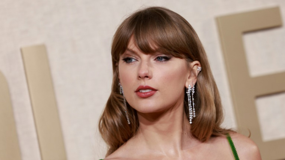 Taylor Swift eyes record at Grammys as women take center stage