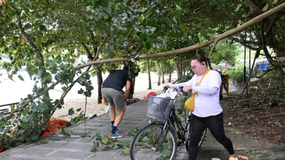 Super Typhoon Yagi slams into southern China