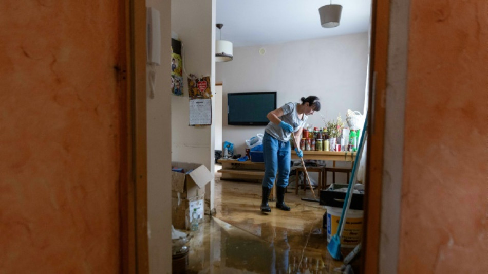 Mud, loss and despair after Polish floods