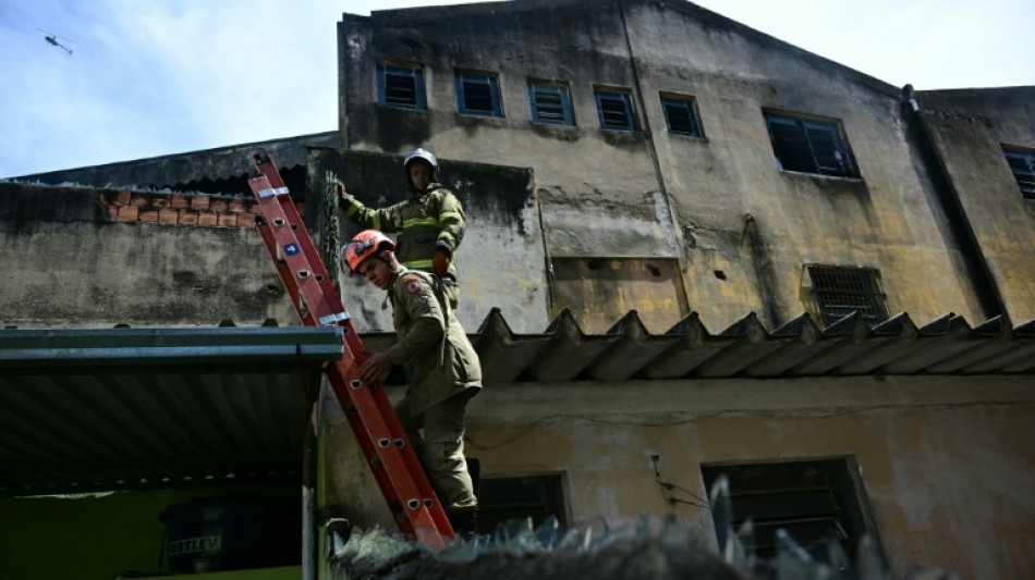 En pleins préparatifs du carnaval, grave incendie dans une fabrique de costumes à Rio