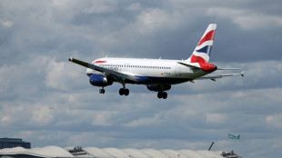 UK eyes third Heathrow runway in growth takeoff bid