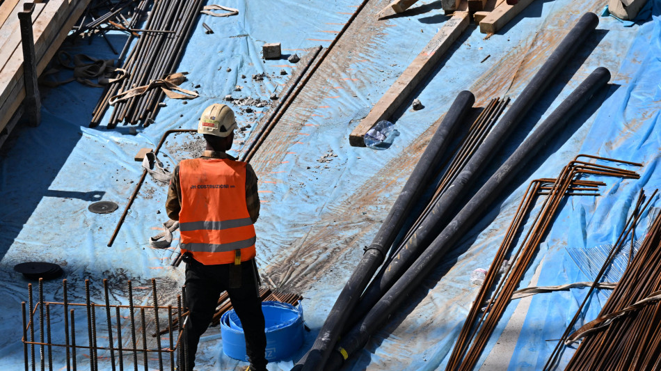 Inps, gli uomini guadagnano il 28% in più delle donne