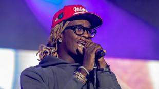 Acusado de liderar organização criminosa, rapper Young Thug declara-se culpado