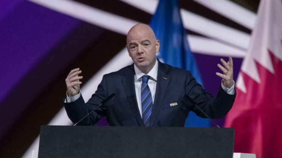 Infantino verteidigt Katar - Lob für UEFA trotz WM-Streit