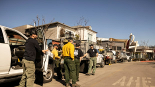 Uso de bomberos privados realza brecha de riqueza en Los Ángeles