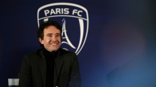 La compra del club París FC por la familia Arnault, dueña de LVMH, finalizará en unos días