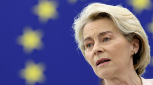 UE: von der Leyen hospitalisée une semaine, de retour chez elle