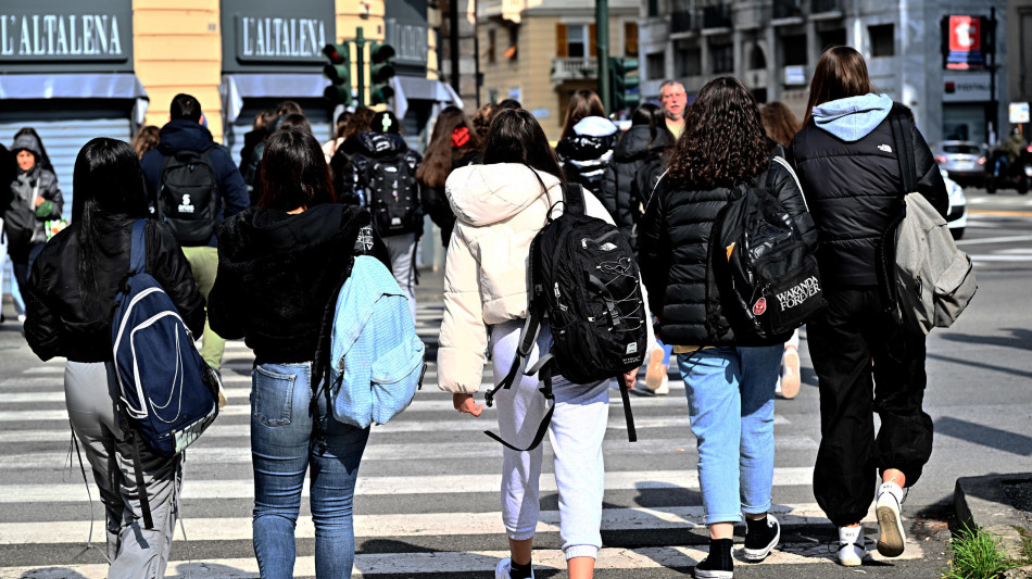 Docente picchiata in classe da studente in un liceo in Brianza