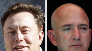 Colloquio cordiale tra rivali Musk e Bezos a cena donatori Trump