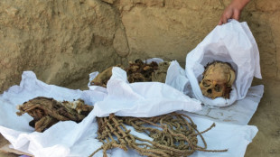 Hallan momia de adolescente de unos 800 años en Perú