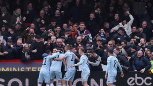 Coupe d'Angleterre: Chelsea et West Ham peinent mais passent en 8e