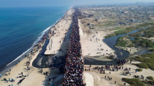 Tausende Palästinenser auf dem Weg in ihre Heimatorte im Norden des Gazastreifens