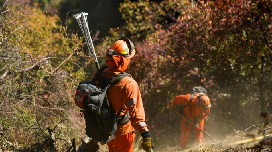 Des détenus en quête de rédemption luttent contre les incendies de Los Angeles