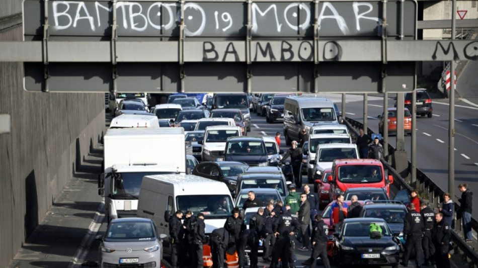 Letzte Generation macht mit Ausweitung von Klimaprotesten in Berlin Druck