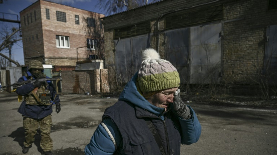 Las fuerzas rusas rodean Kiev y bloquean Mariúpol