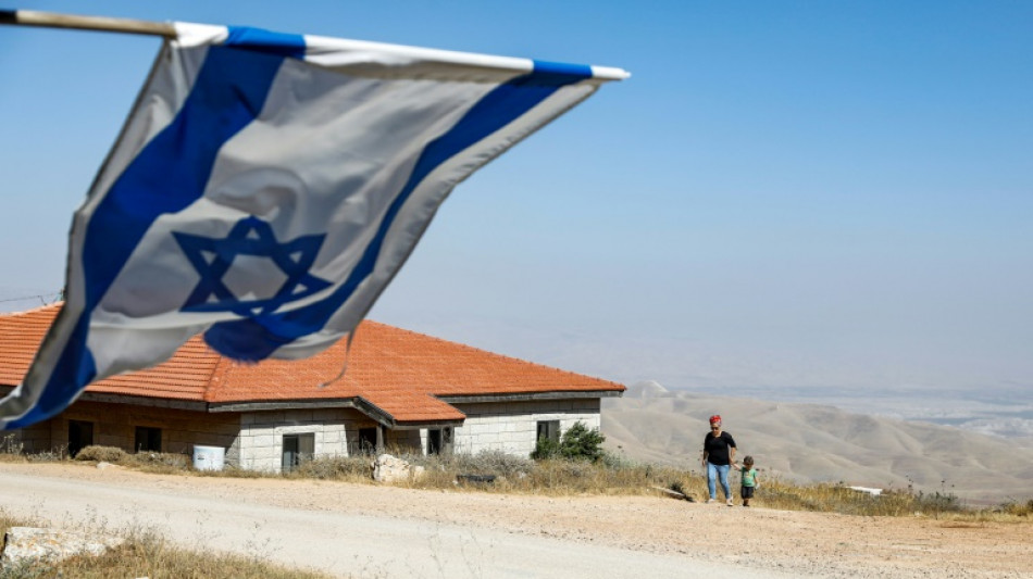 Na Cisjordânia ocupada, colonos israelenses mantêm apoio ao governo de Netanyahu