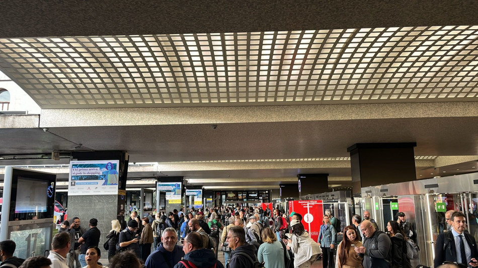 Trenitalia,ripresa circolazione treni ma molto rallentata