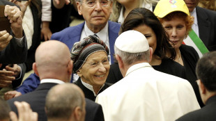 Il Papa è andato a trovare a casa Emma Bonino