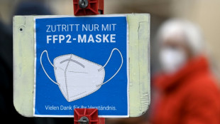 Sachverständige sehen Maskentragen in Innenräumen als wirksam an