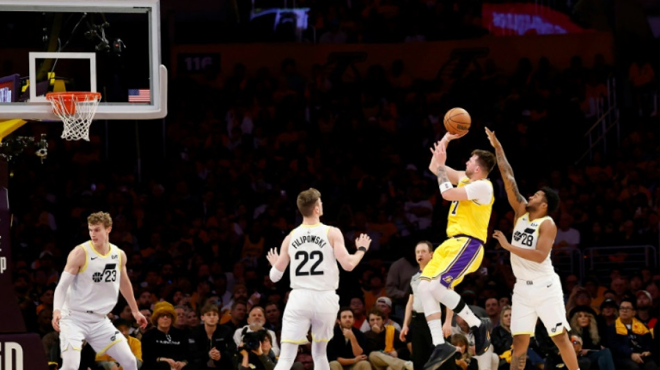 NBA: débuts gagnants pour Doncic avec les Lakers, Wembanyama version All Star