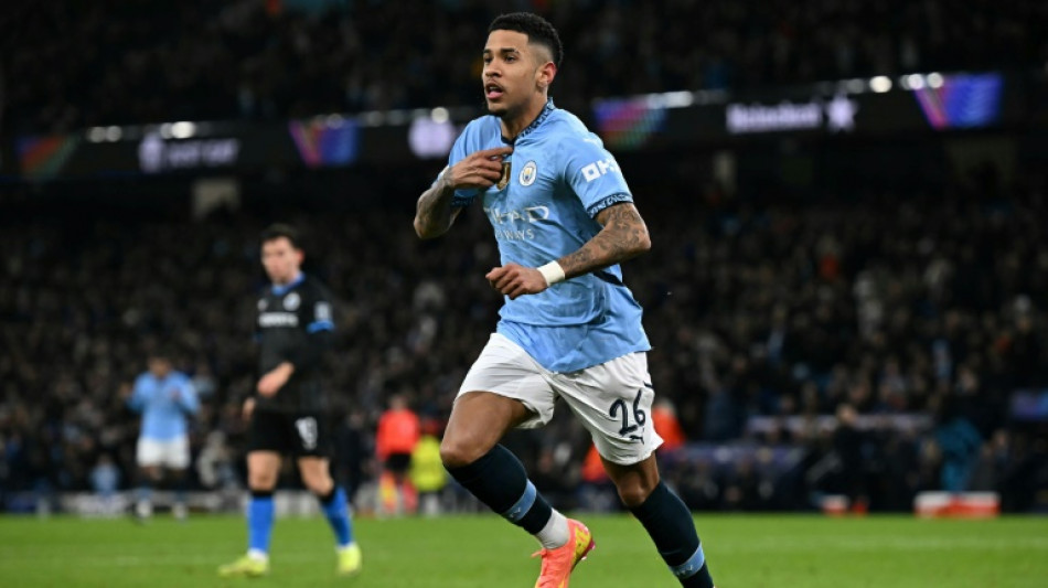 Manchester City vence Brugge de virada (3-1) e vai ao playoff da Champions