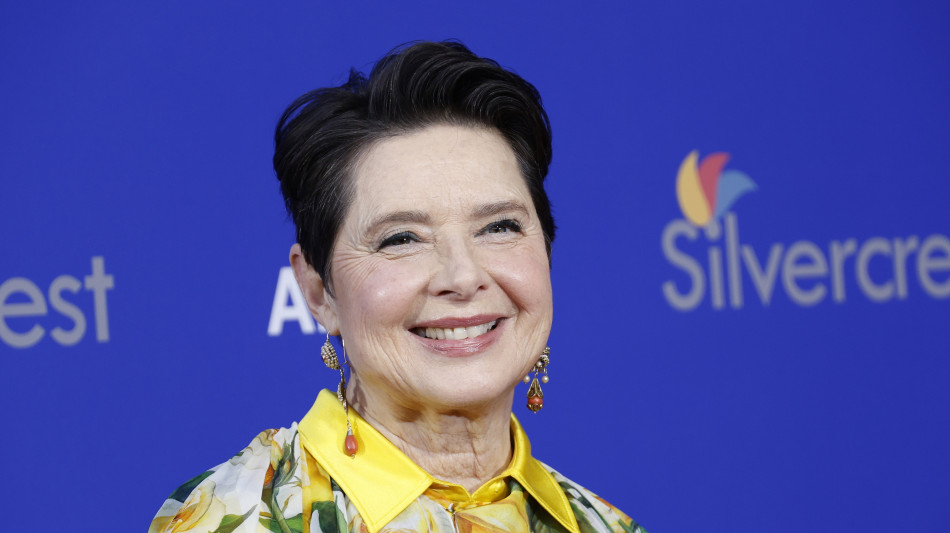 Isabella Rossellini, "vorrei dividere l'onore con i genitori"