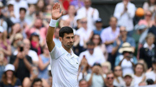 Djokovic se pasea en su clasificación para octavos de Wimbledon