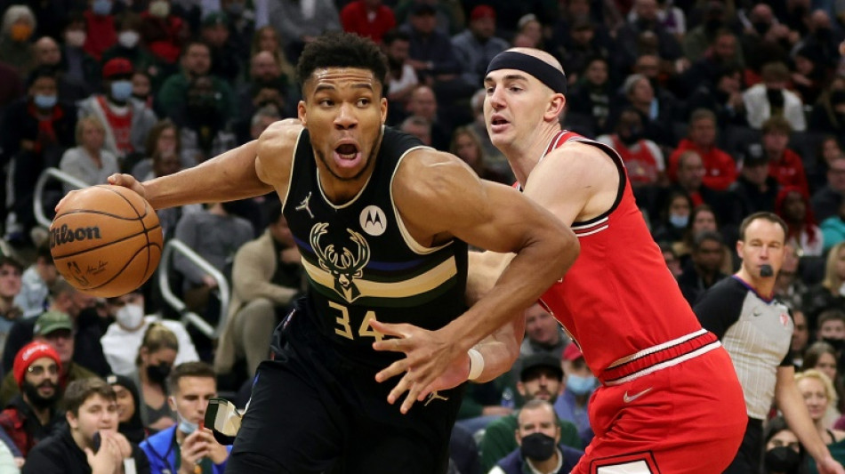 NBA: Milwaukee bat Chicago, Brooklyn en profite, les Lakers se rassurent