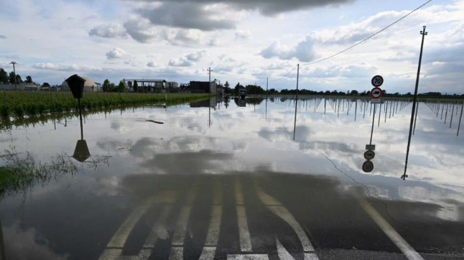 Offers of aid as Italy reels from 'worst flood in a century'